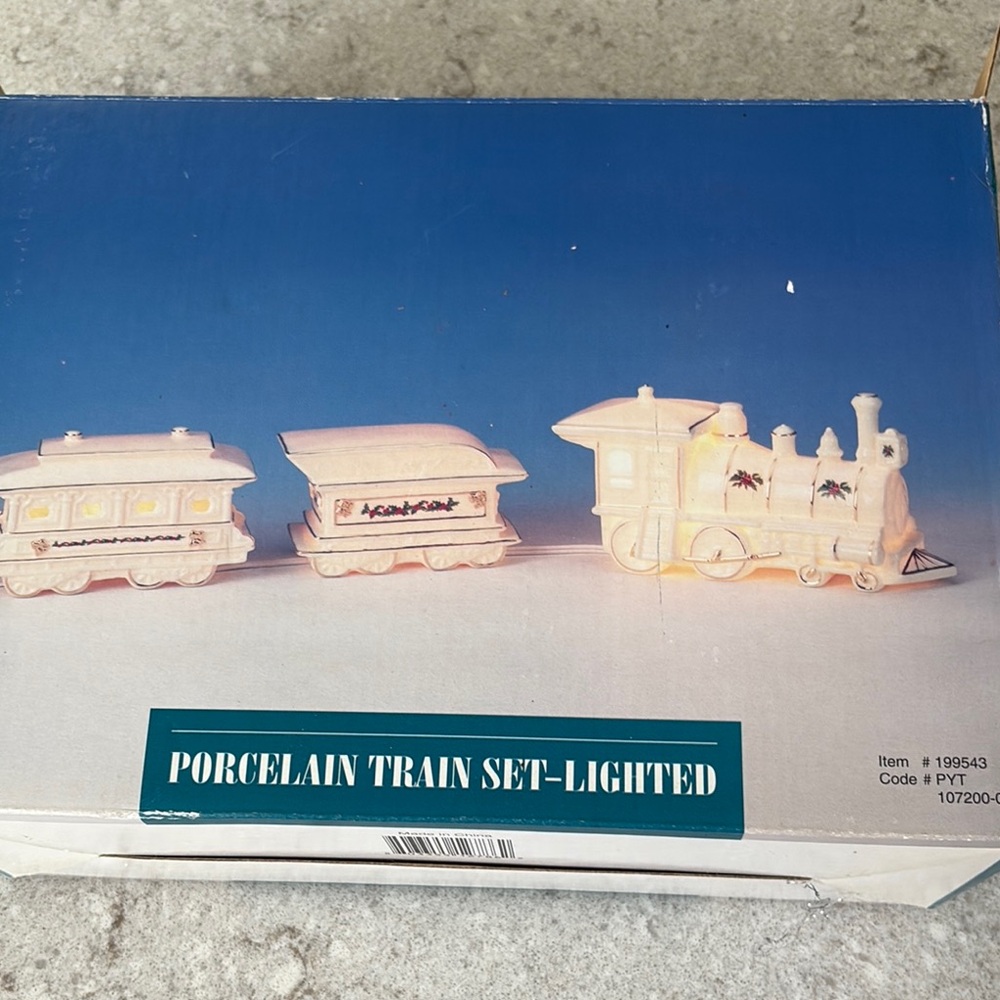 Porcelain Train Set - Lighted